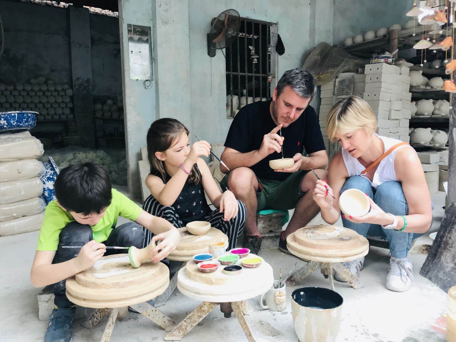 bat-trang-pottery-village-in-hanoi