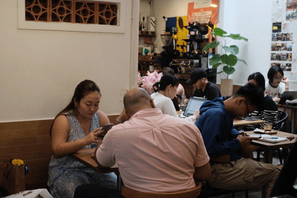Relax with the chill-vibing room in Àla Cafe (Source: Àla Cafe)