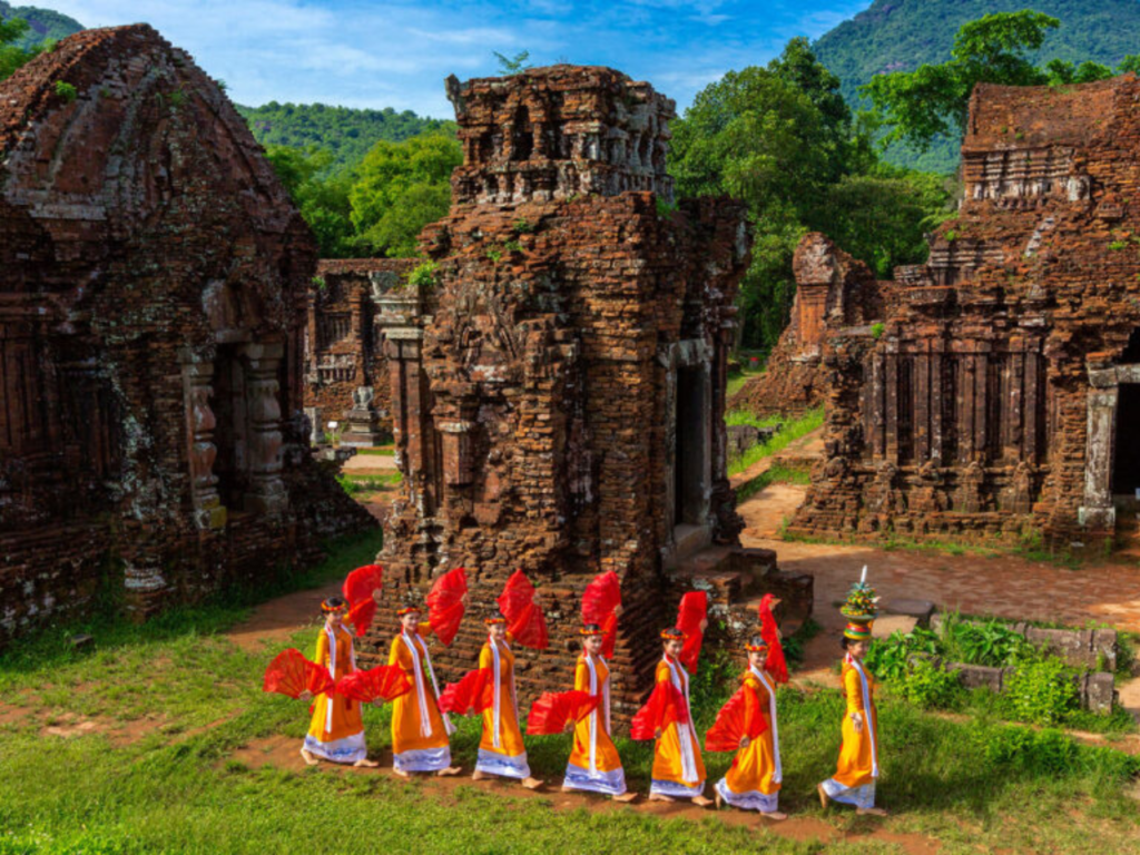 19 Days Explore Vietnam