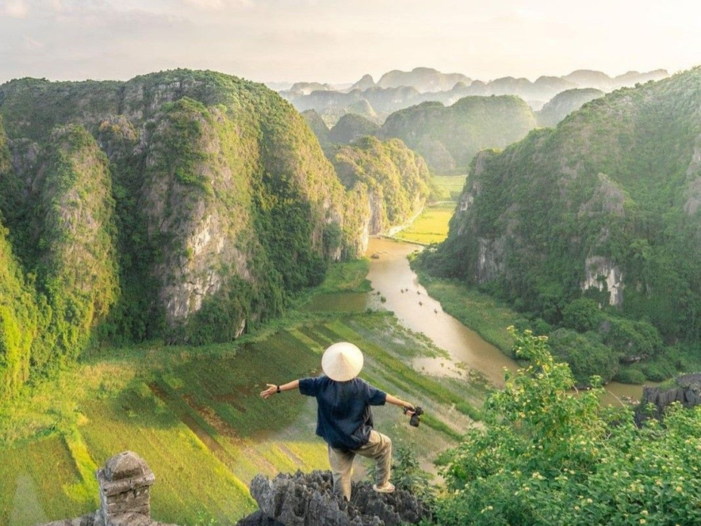 19 Days Explore Vietnam